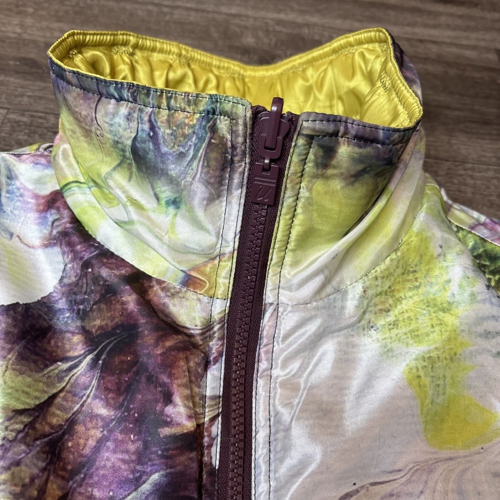 UbU Women Large Puffer Vest Multicolor Abstract Print Zip Front Reversible - Picture 2 of 10